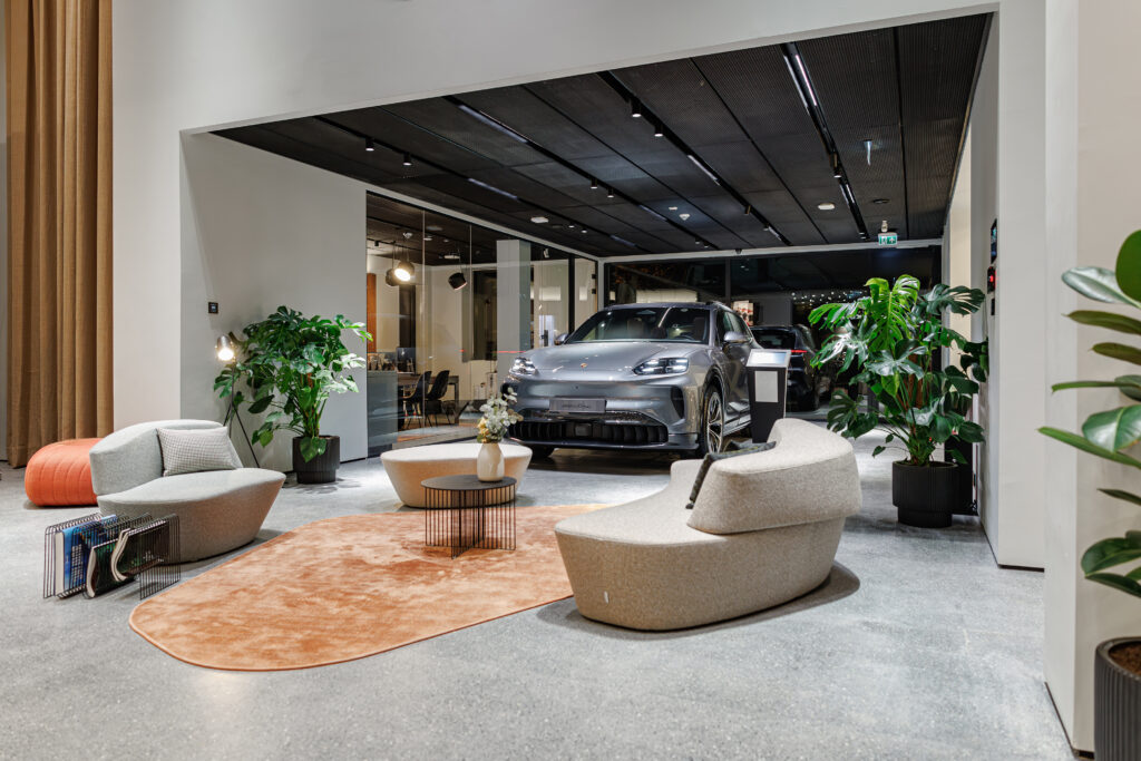 Porsche Studio İstanbul Etiler’de Kapılarını Açtı