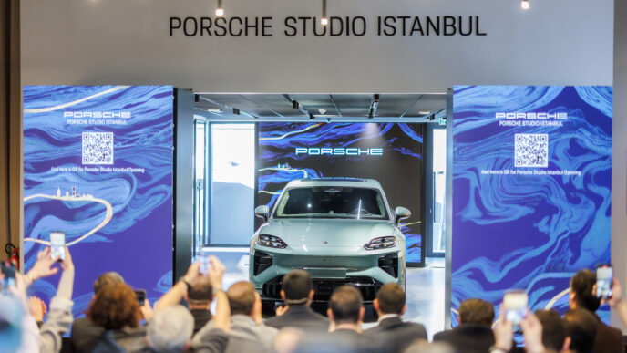 Porsche Studio İstanbul Etiler’de Kapılarını Açtı