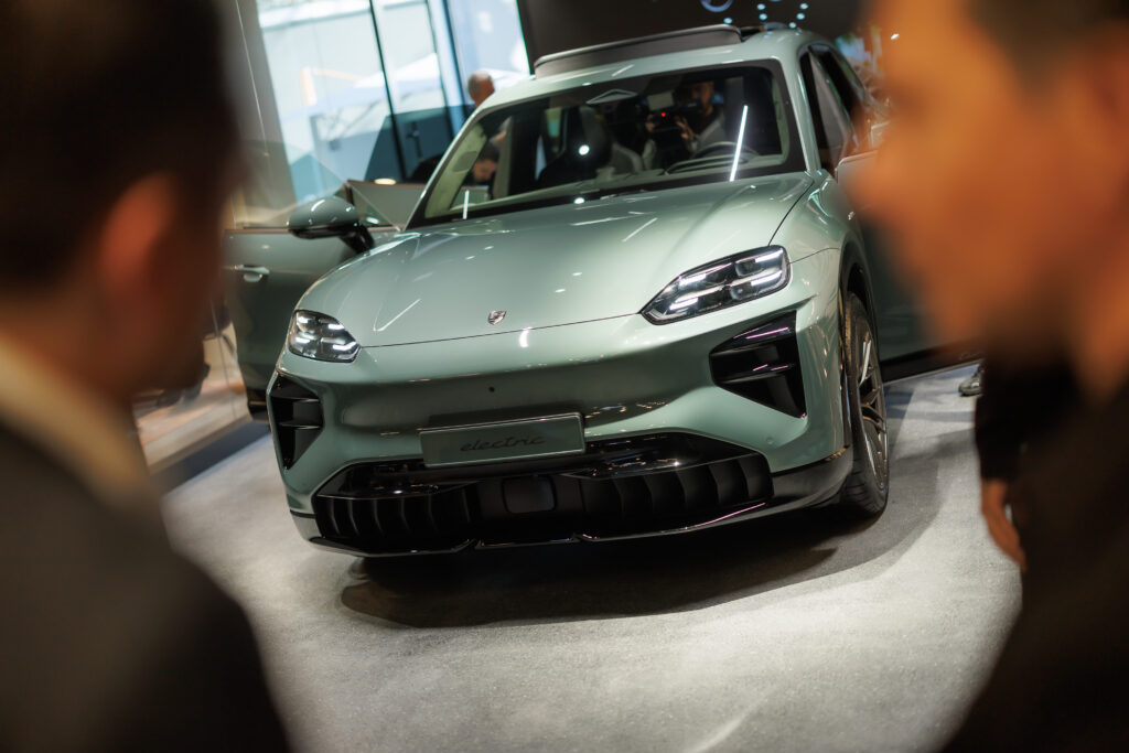 Porsche Studio İstanbul Etiler’de Kapılarını Açtı