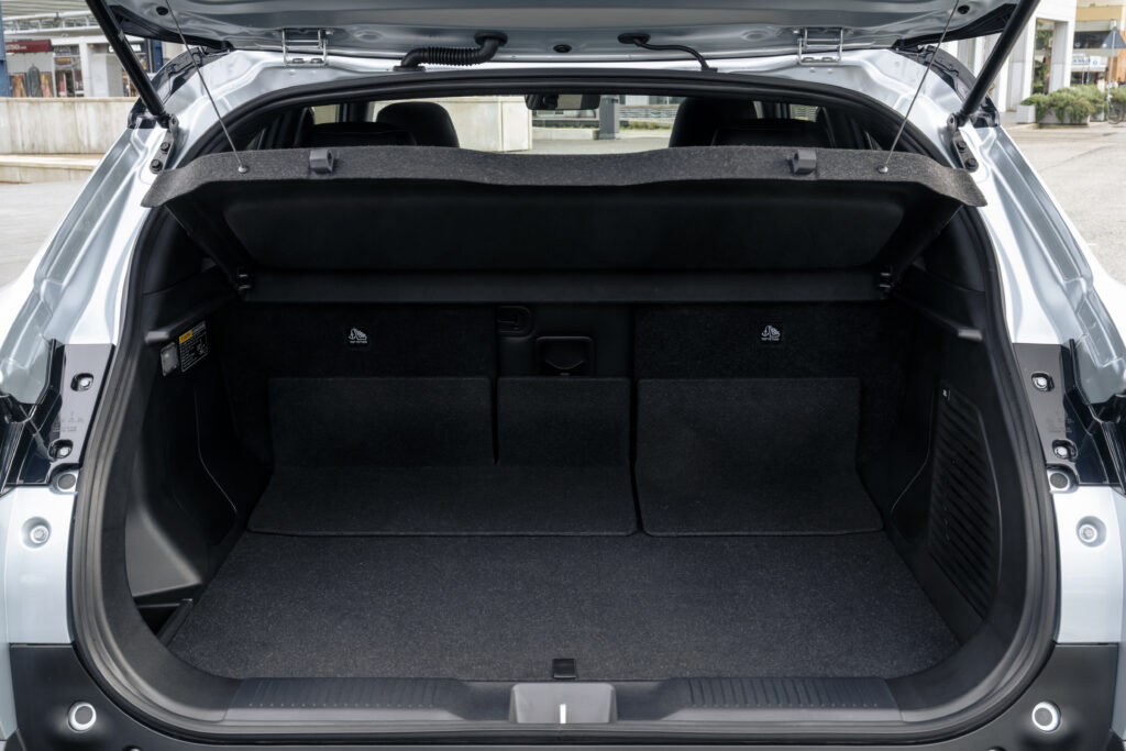 Toyota Urban Cruiser Geri Döndü: İşte Yeni Tam Elektrikli B-SUV’un Özellikleri ve Menzili