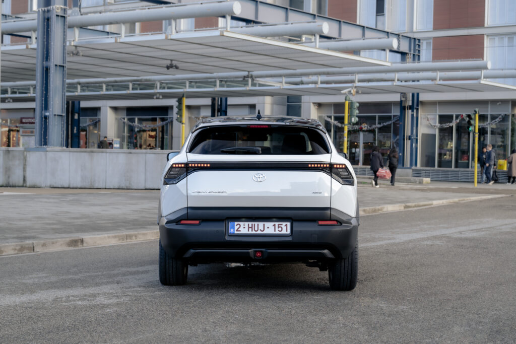 Toyota Urban Cruiser Geri Döndü: İşte Yeni Tam Elektrikli B-SUV’un Özellikleri ve Menzili