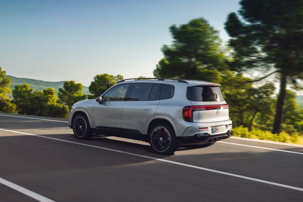 Yeni Elektrikli Mercedes-Benz GLB Tanıtıldı