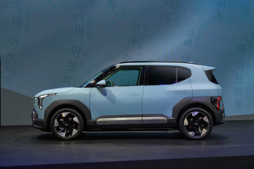Yeni Kia EV2 Tanıtıldı: Markanın En Erişilebilir Elektrikli B-SUV Modeli Sahneye Çıktı