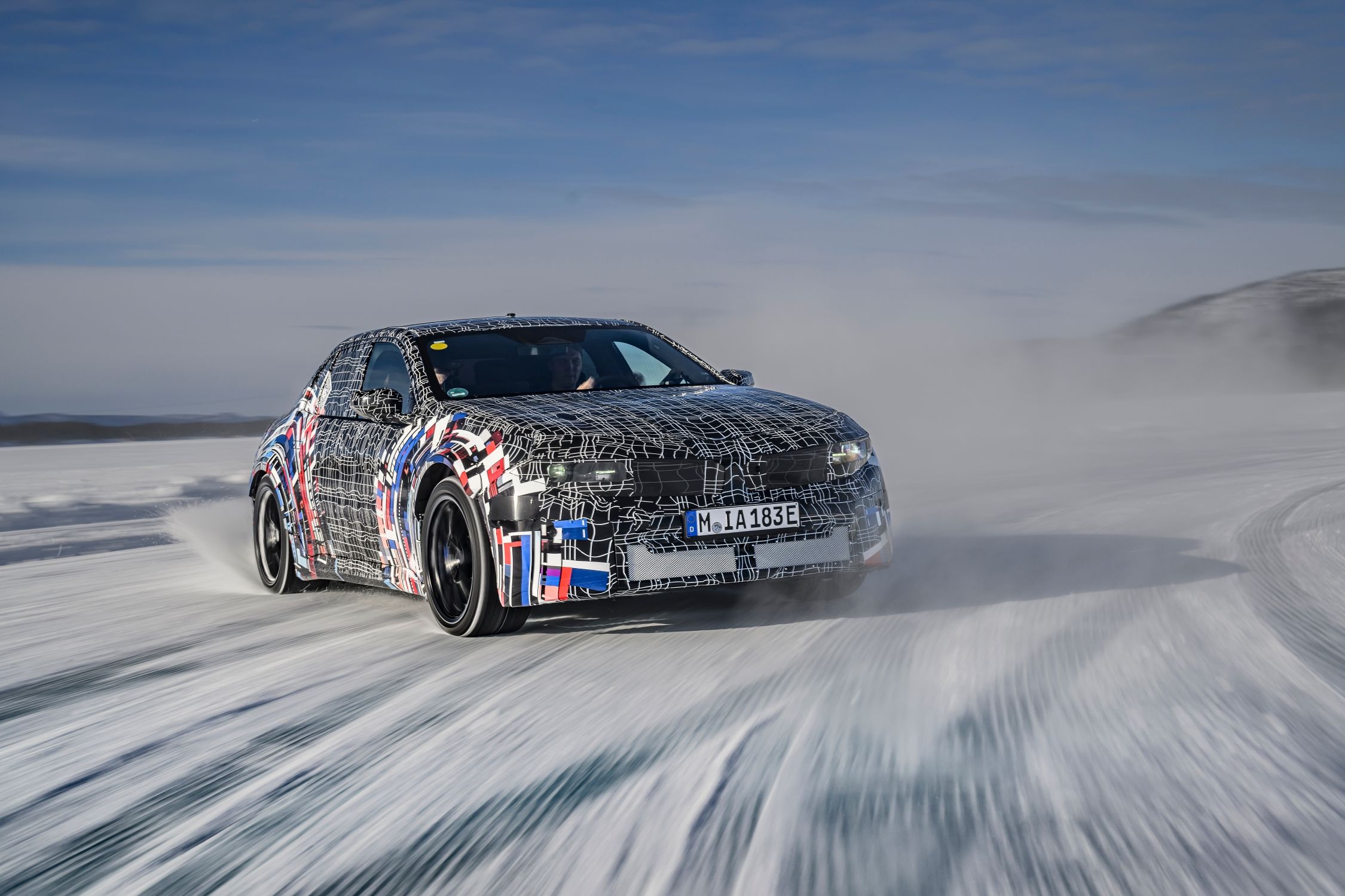Yeni Elektrikli BMW M3'ün detayları ortaya çıktı