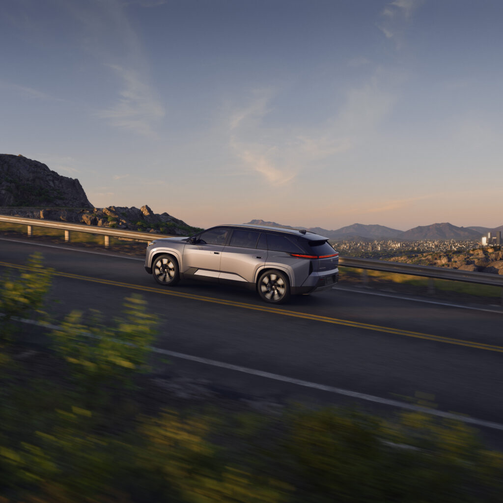 Toyota, Kuzey Amerika’da Üç Sıralı Highlander BEV Modelini Tanıttı
