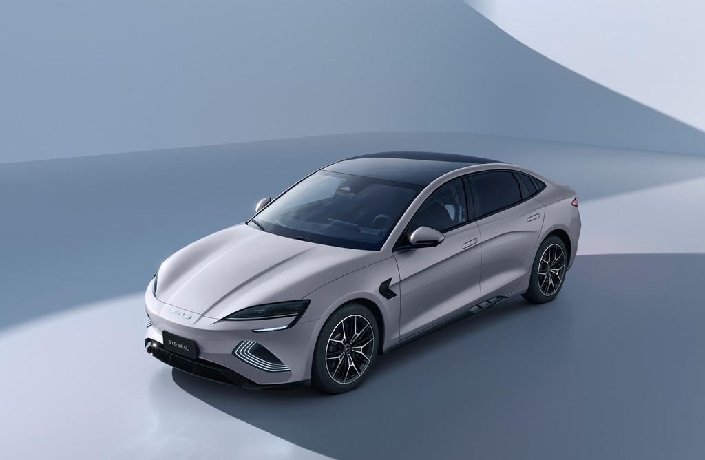 BYD, 2026 model yılı SEAL sedanını resmi olarak duyurdu