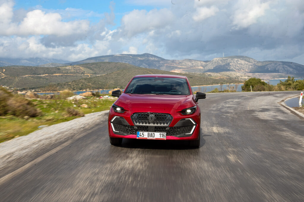 Yeni Renault Clio 2026 Türkiye’de: İşte Fiyatı, Teknik Özellikleri ve Kampanyası