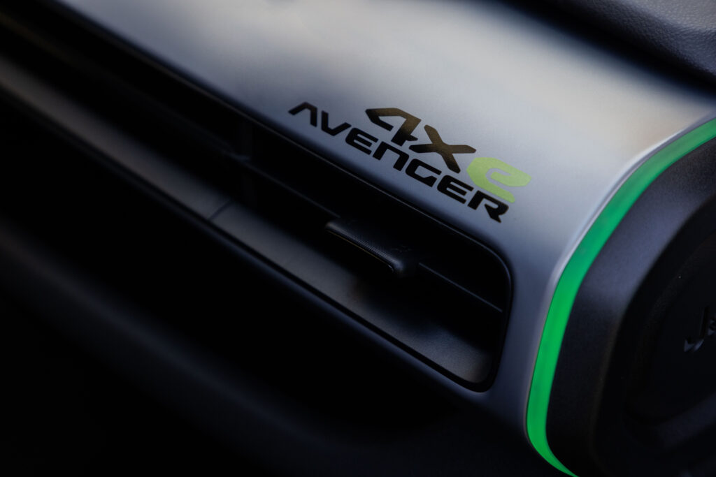 Jeep Avenger 4xe İncelemesi