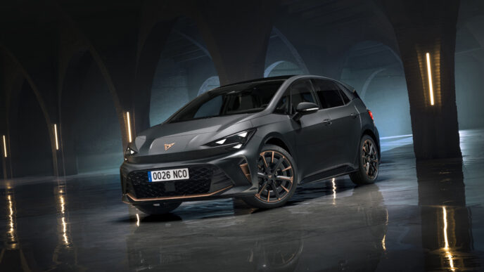 Cupra Born yenilendi