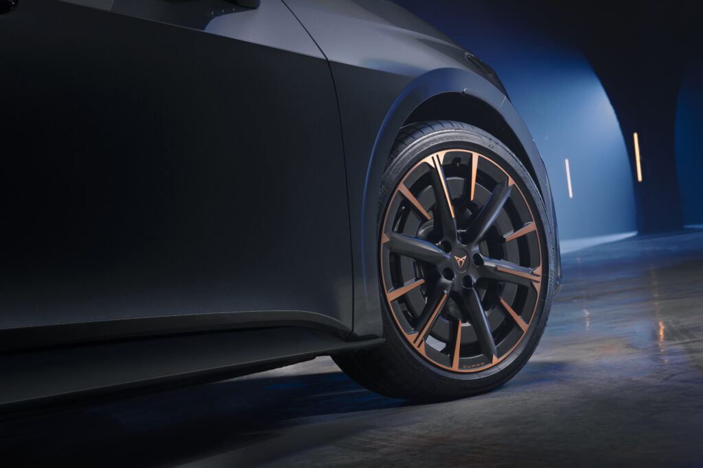 Cupra Born yenilendi