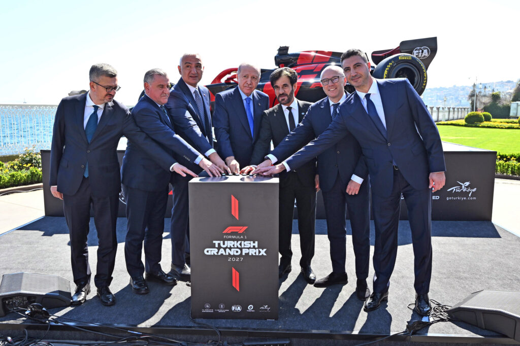 Formula 1 İstanbul’a Geri Dönüyor: Türkiye Grand Prix’si 2027’de Takvimde