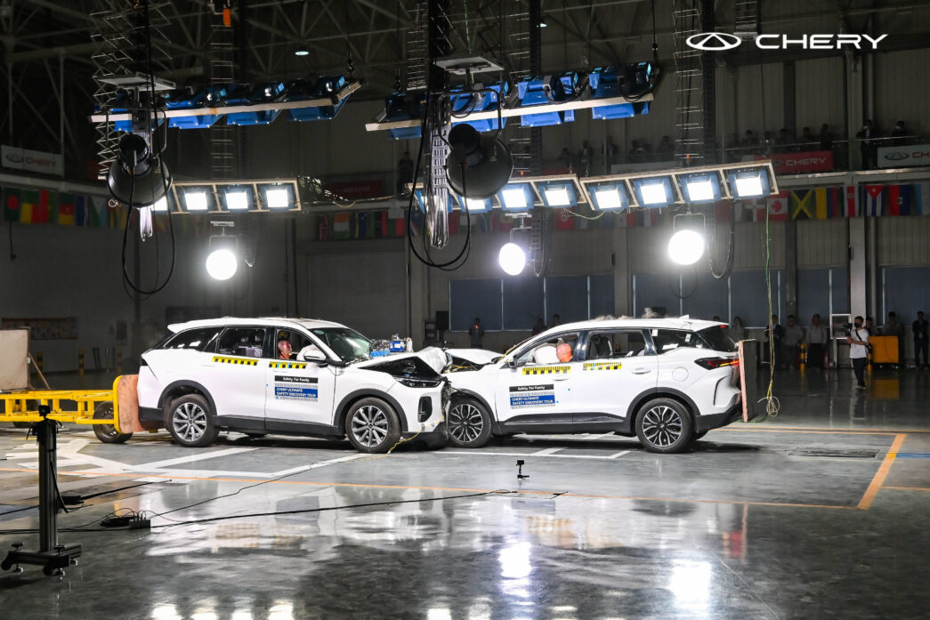 Chery TIGGO9 Üç Araçlı Çarpışma Testini Başarıyla Tamamladı