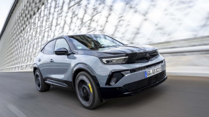 Opel Mokka GSE Türkiye’de: 281 HP’lik Elektrikli Performans SUV