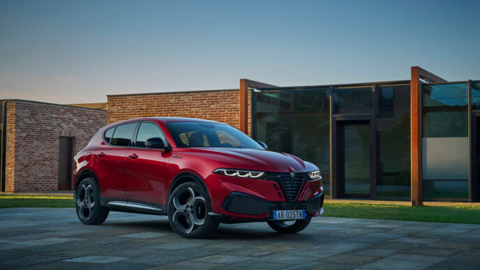 Yeni Alfa Romeo Tonale Türkiye’de: Hibrit Güç ve İtalyan Tasarımı
