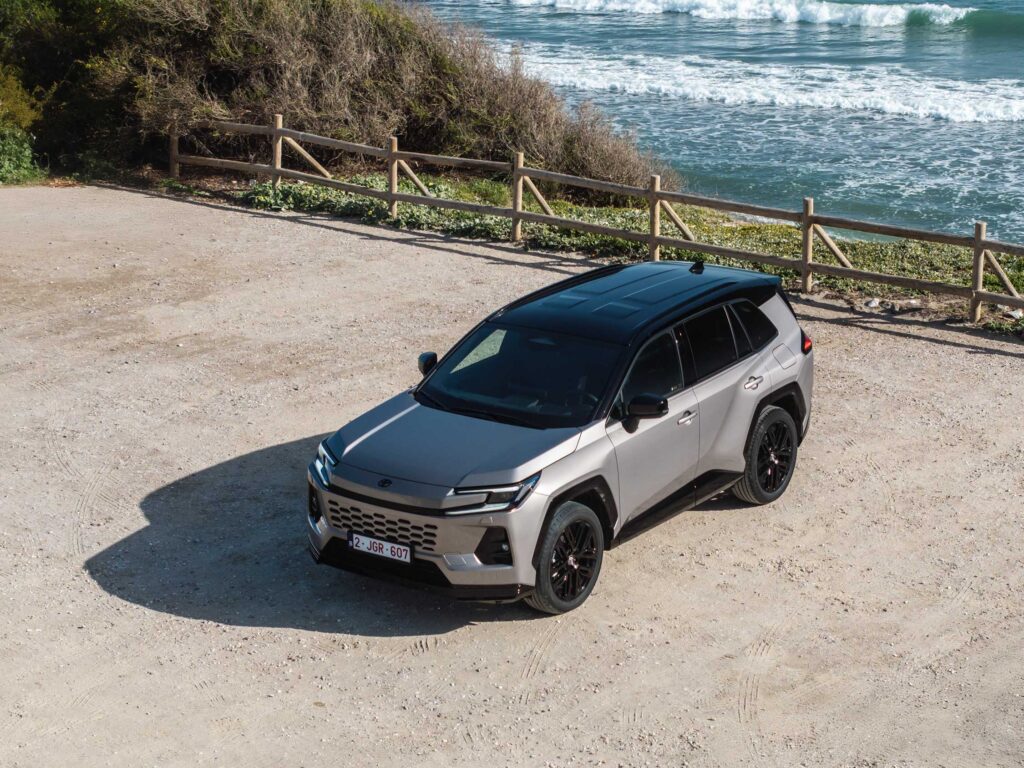 Yeni Toyota RAV4 Tanıtıldı: Altıncı Nesil SUV 2026’da Türkiye’de