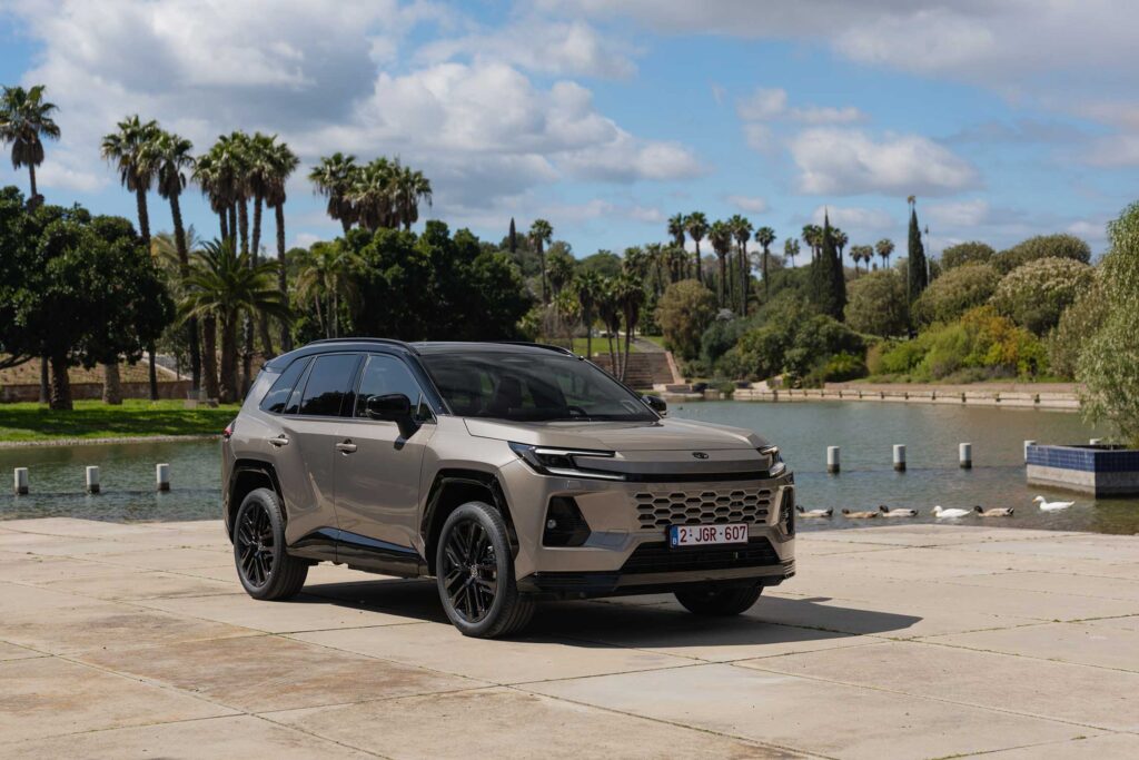Yeni Toyota RAV4 Tanıtıldı: Altıncı Nesil SUV 2026’da Türkiye’de