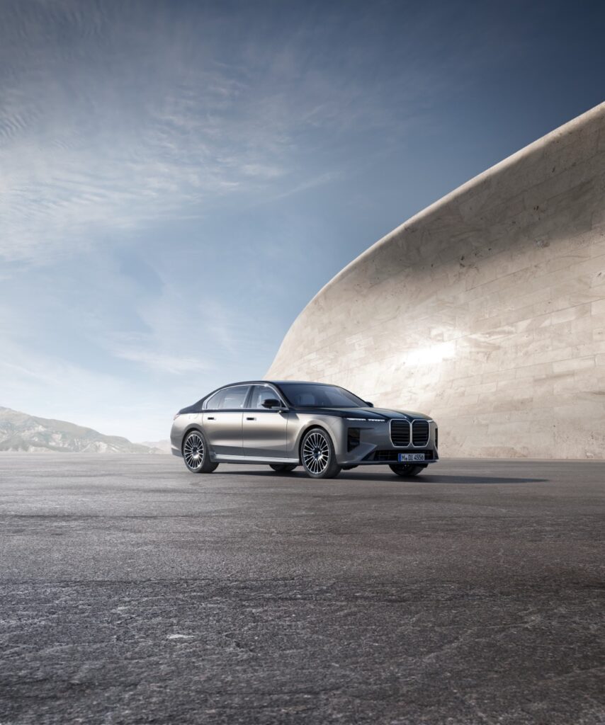 Yeni BMW 7 Serisi Tanıtıldı: 720 KM Elektrikli Menzil ve Neue Klasse Teknolojisi