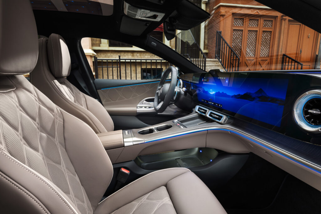 Mercedes-Benz Yeni Elektrikli C-Serisi’ni Tanıttı: 762 KM Menzil