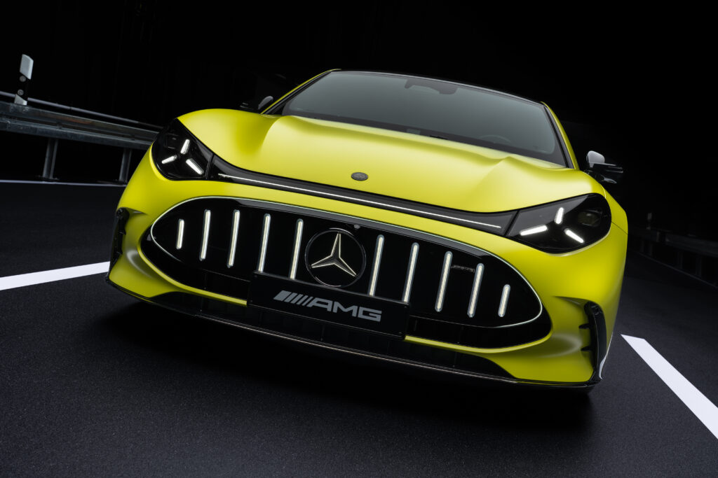 Yeni Mercedes-AMG GT 4-Kapı Coupé Tanıtıldı: 1.169 HP Güç ve 600 kW Şarj Teknolojisi