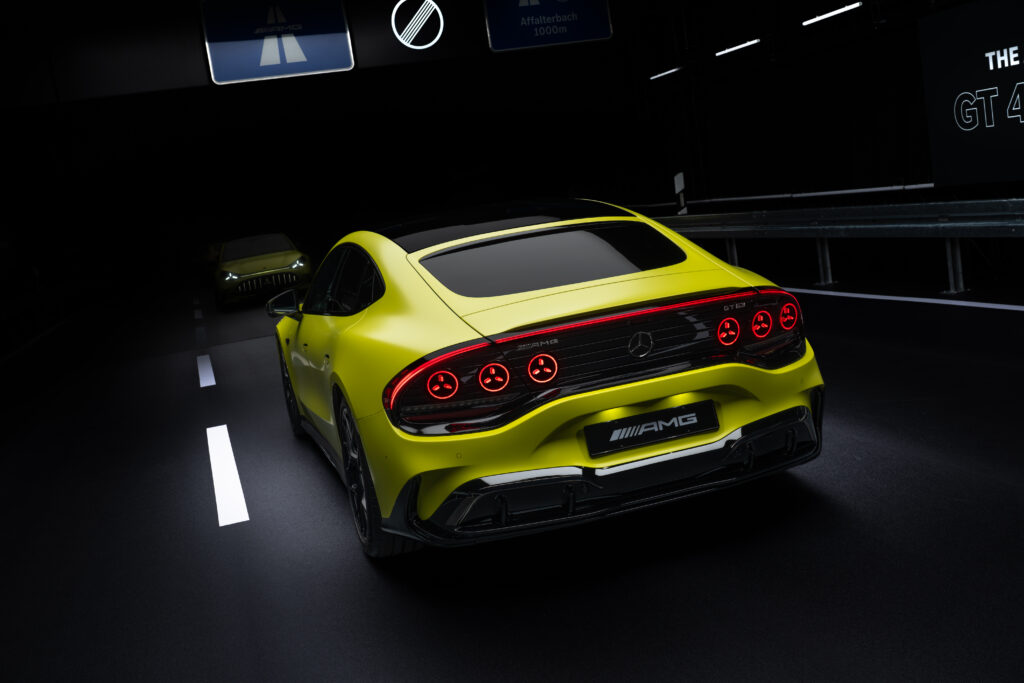 Yeni Mercedes-AMG GT 4-Kapı Coupé Tanıtıldı: 1.169 HP Güç ve 600 kW Şarj Teknolojisi