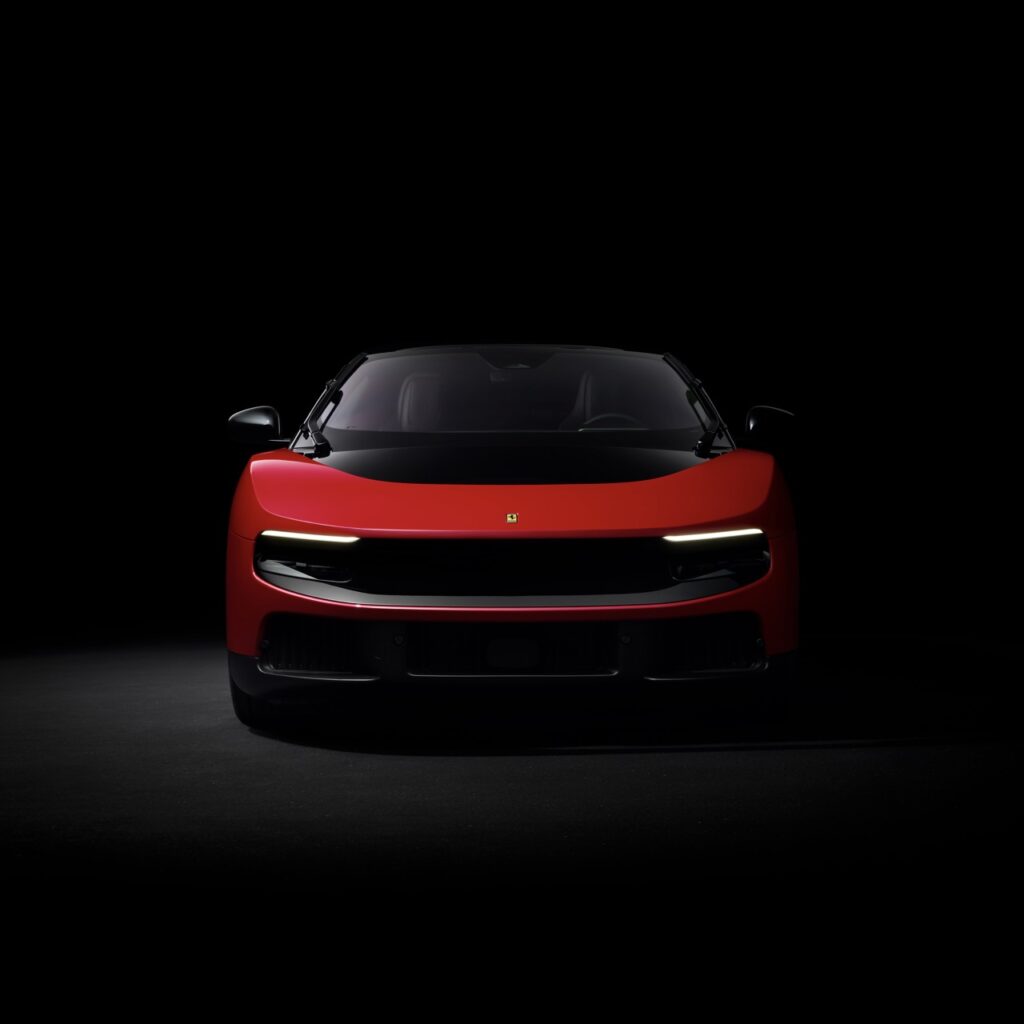 Ferrari Luce Tanıtıldı: 1050 HP Güç ve Elektrikli Ferrari Dönemi Başlıyor