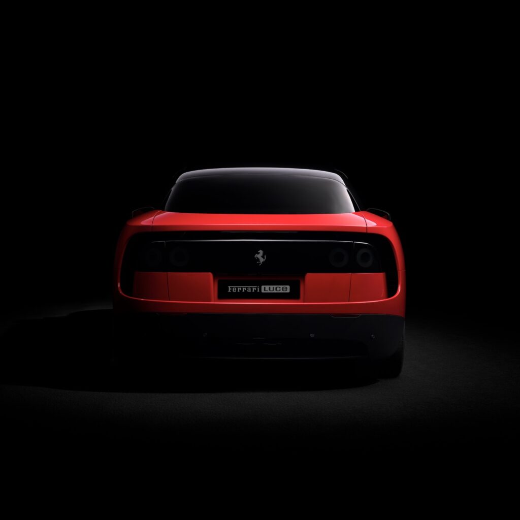 Ferrari Luce Tanıtıldı: 1050 HP Güç ve Elektrikli Ferrari Dönemi Başlıyor