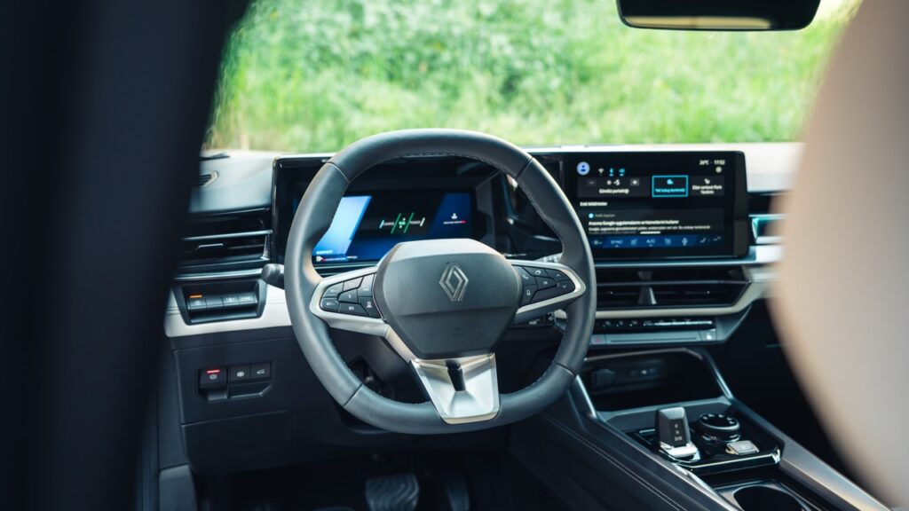 Yeni Renault Boreal Türkiye’de Satışa Sunuldu: Fiyatı ve Özellikleri