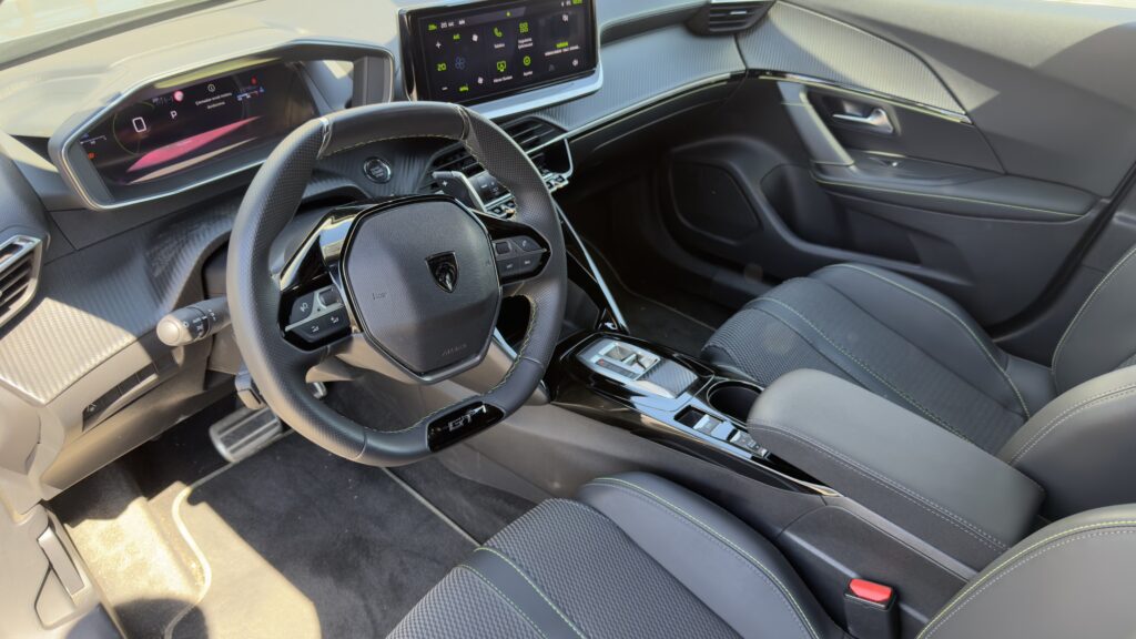 Peugeot 2008 1.2 PureTech GT test sürüşü