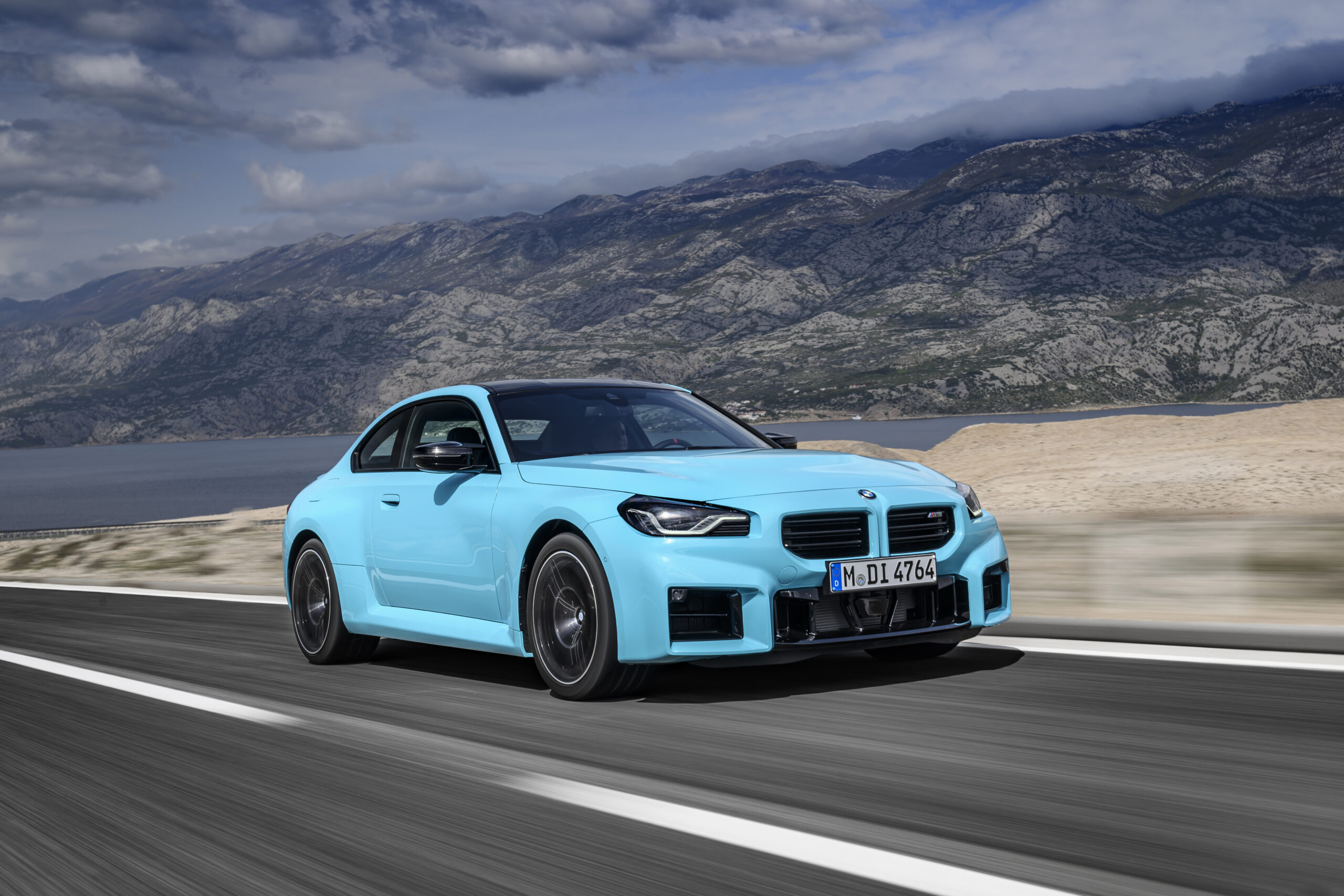 Yeni BMW M2 xDrive tanıtıldı