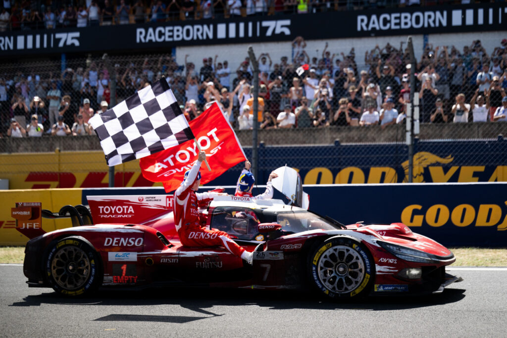 Toyota Le Mans 24 Saat Yarışı’nda Altıncı Zaferini Kazandı