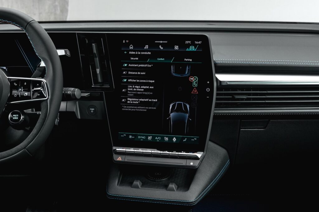 Yeni Renault Megane E-Tech Electric Makyajlandı: İşte 2026 Özellikleri ve Menzili!