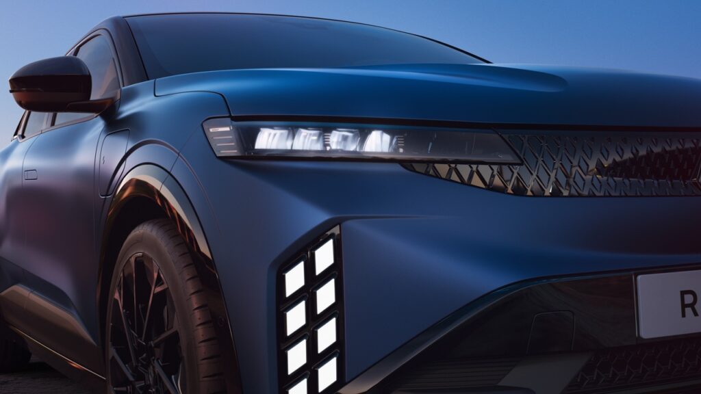 Yeni Renault Megane E-Tech Electric Makyajlandı: İşte 2026 Özellikleri ve Menzili!