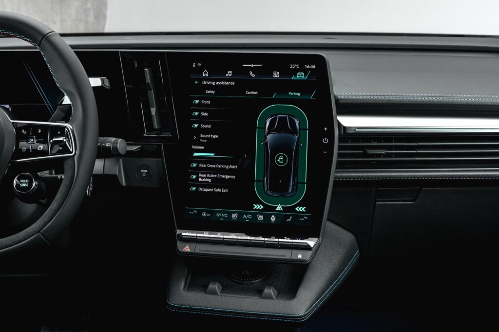 Yeni Renault Megane E-Tech Electric Makyajlandı: İşte 2026 Özellikleri ve Menzili!