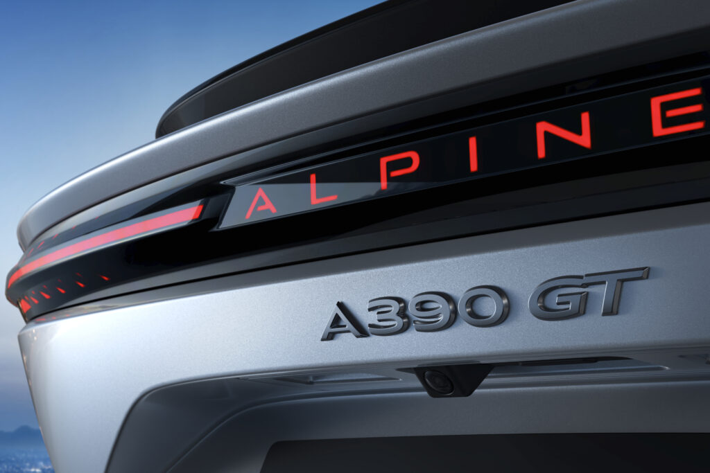 Yeni Alpine A390 Türkiye’de Satışa Sunuldu: Fiyatı ve Özellikleri