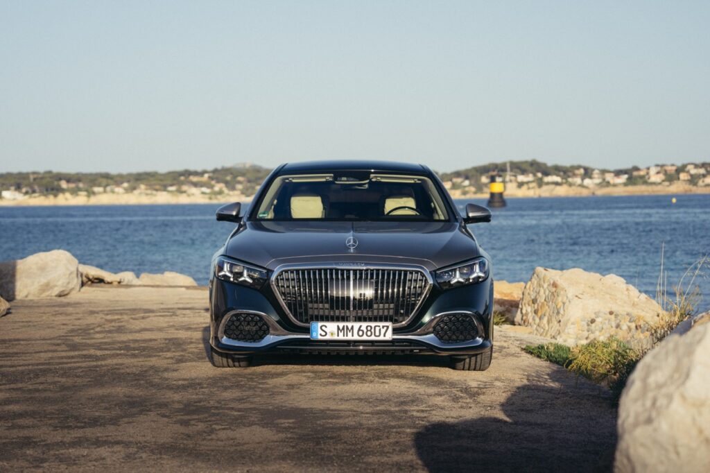 Yeni Mercedes-Maybach S-Class Tanıtıldı: İşte Tüm Özellikleri!