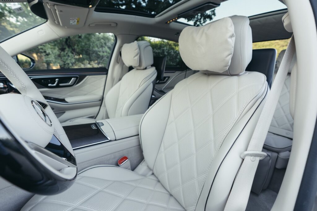 Yeni Mercedes-Maybach S-Class Tanıtıldı: İşte Tüm Özellikleri!