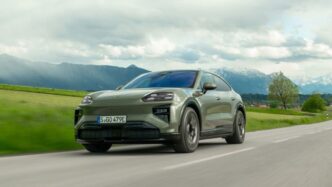 2027 Porsche Cayenne Turbo Coupe Electric: Formula E Teknolojisi Yolda