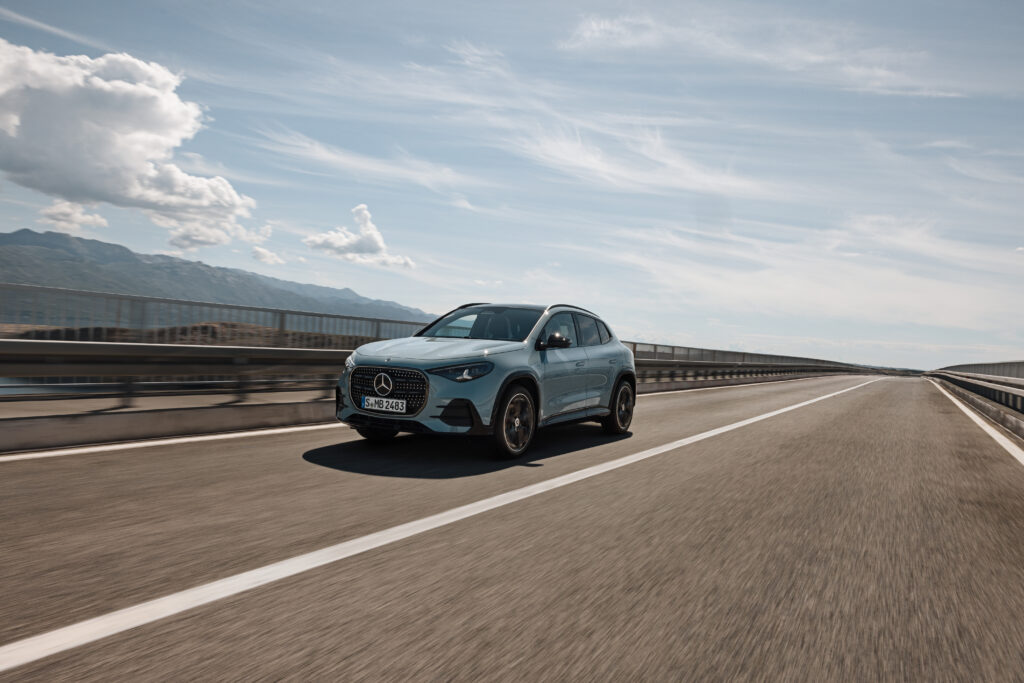 Yeni Mercedes-Benz GLA Tanıtıldı: 657 Km Menzil