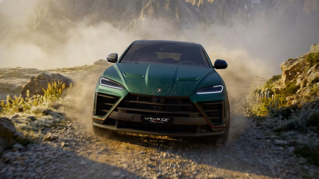 Dünyanın En Hızlı Süper SUV’u Sahneye Çıktı: Karşınızda Hibrit Lamborghini Urus SE Performante