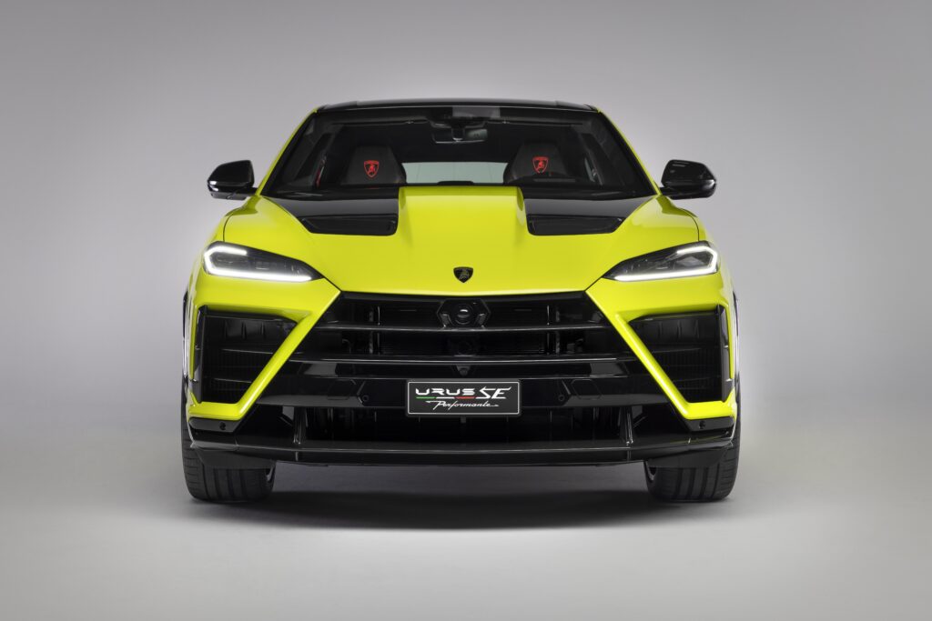 Dünyanın En Hızlı Süper SUV’u Sahneye Çıktı: Karşınızda Hibrit Lamborghini Urus SE Performante