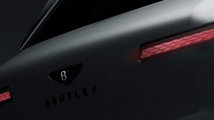 Bentley ile elektrikli modeli Torcal'ı duyurdu