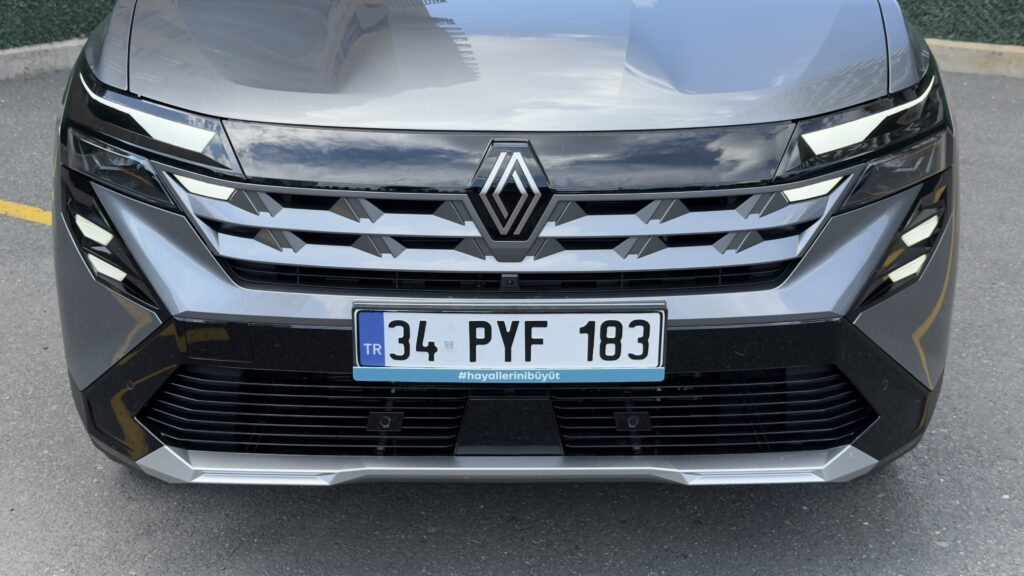Renault Boreal Hybrid 160 Test Sürüşü: Yerli SUV Ne Kadar Yakıyor?