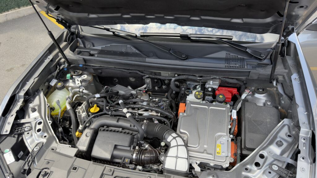 Renault Boreal Hybrid 160 Test Sürüşü: Yerli SUV Ne Kadar Yakıyor?