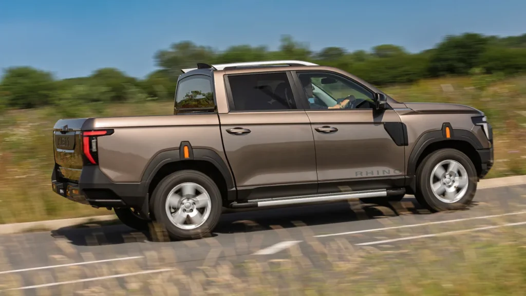 Yeni 2026 KGM Musso Rhino