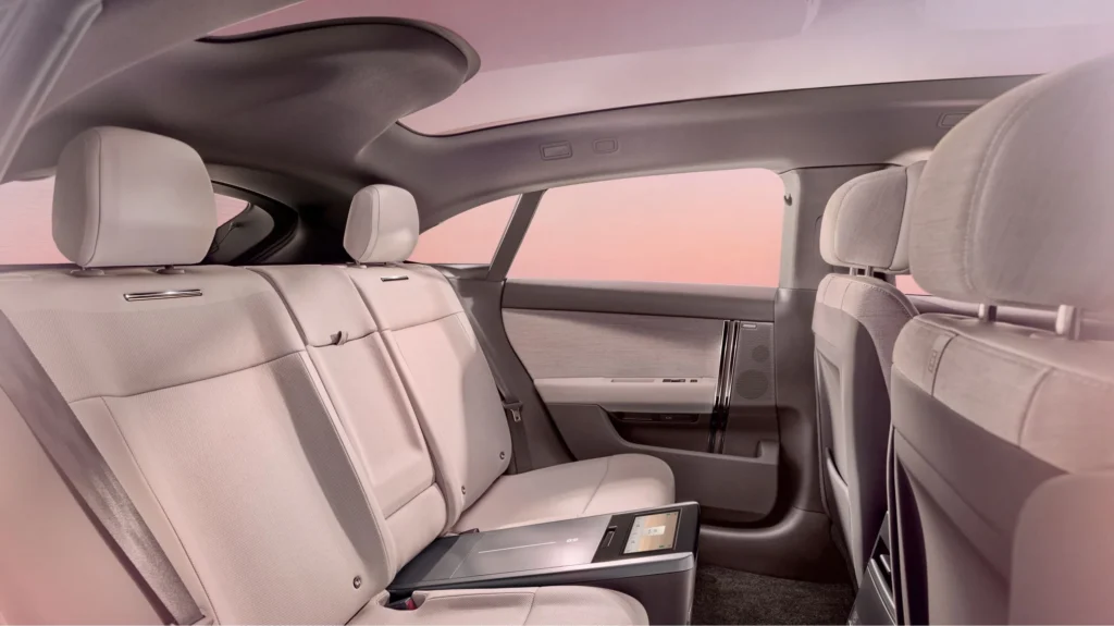 Yeni Range Rover GT Ortaya Çıktı: Markanın Sedan Gibi Elektrikli Modeli
