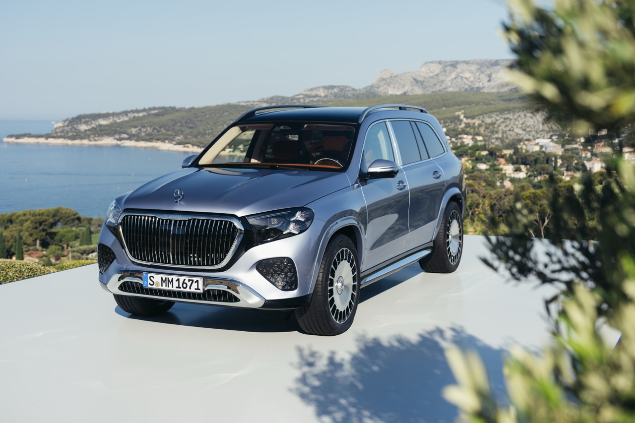 Yeni Mercedes-Maybach GLS 680 lüks SUV modeli