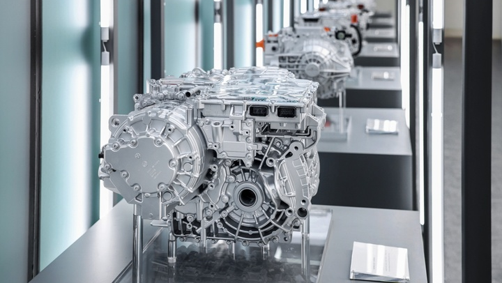 Geely Thunder Elektrik Tahrik Sistemi: Dünyada Bir İlk, ,8 Verimlilik