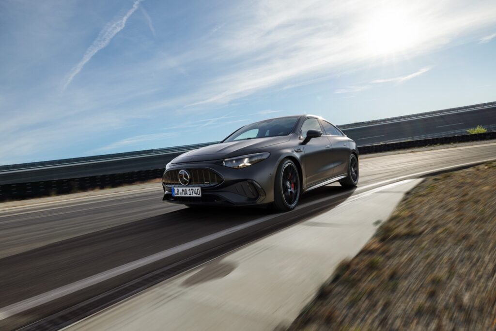 Elektrikli Canavar Sahneye Çıktı: Yeni Mercedes-AMG CLA 45 4MATIC+