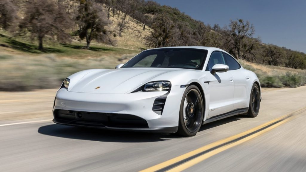 Porsche Taycan Kesintisi Gündemde: VW Grubu 4 Modeli Listeden Çıkarabilir