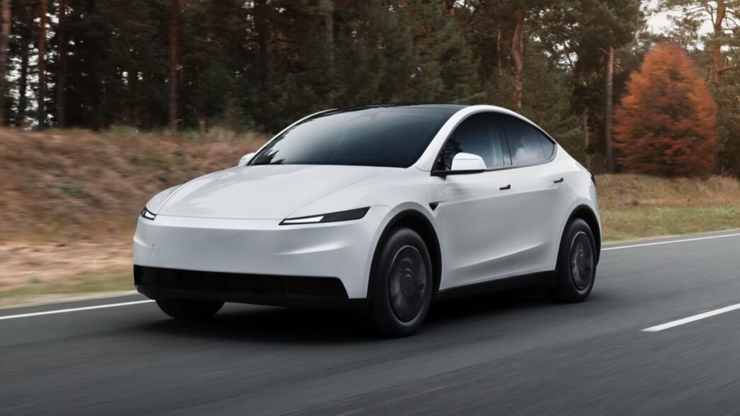src_340x1912xtesla-model-y-de-isimler-degisti-yeni-standard-satisa-cikiyor